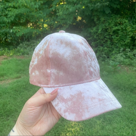 🧢⚾️Brushed Velvet Blush Pink Baseball Cap⚾️🧢 - Picture 3 of 5